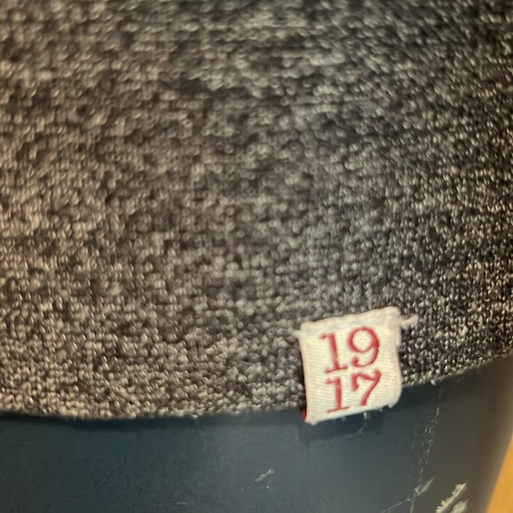 Sovereign Code sweater small - Picture 2 of 6